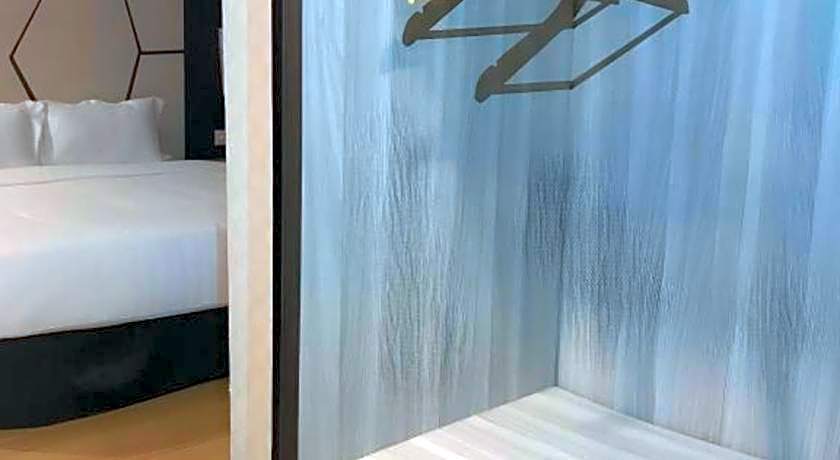 Paragon Nagoya Hotel Batam