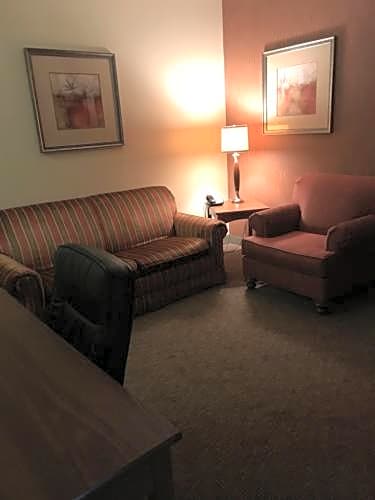 Randolph Inn and Suites