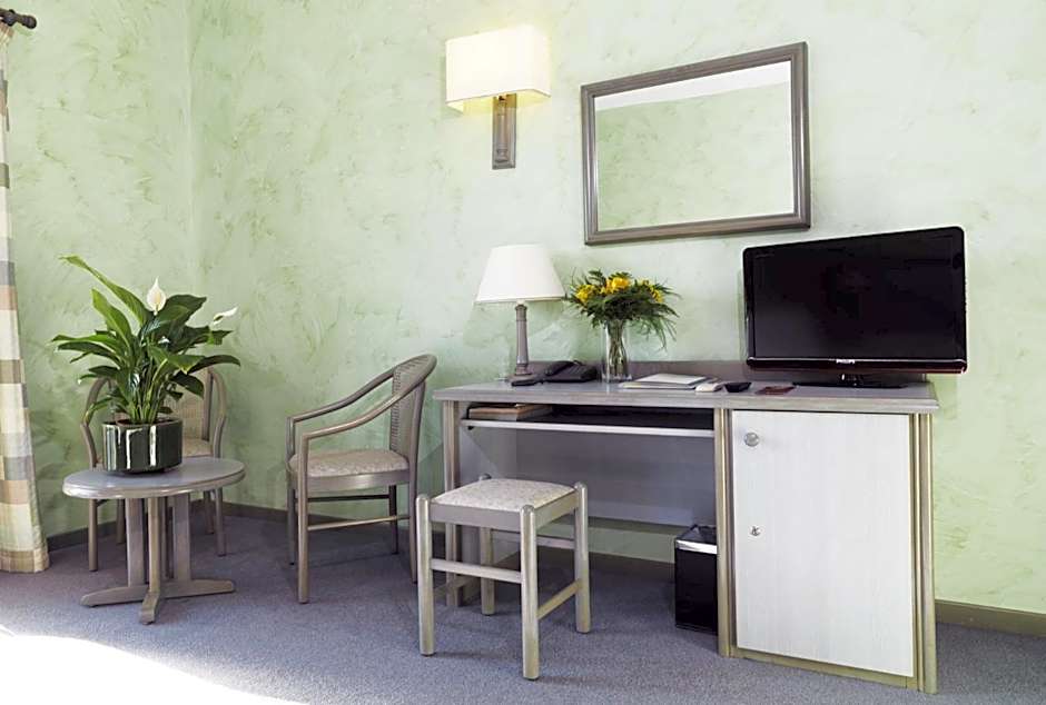 Hotel Restaurant Atrachjata Adonis Aleria