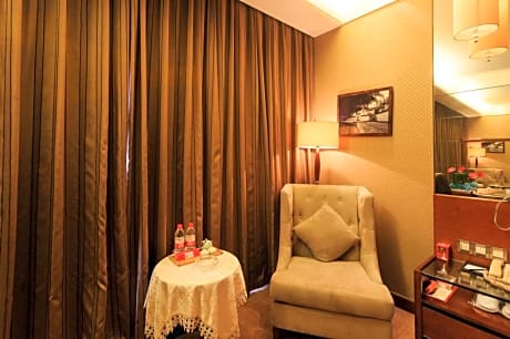 Double or Twin Room with Swimming Pool Access