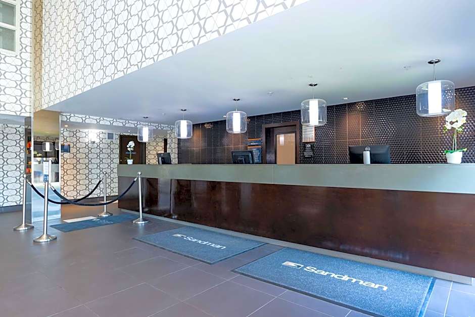 Sandman Hotel & Suites Calgary South
