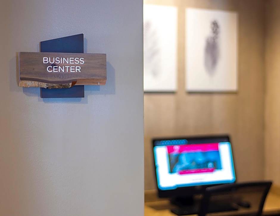 Hotel Indigo Traverse City By IHG