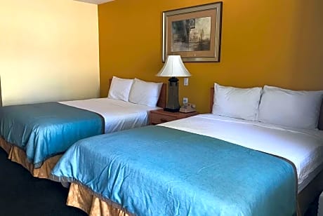 2 Queen Beds Deluxe Room Non-Smoking