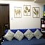 Bayfront Suite in Pasay, Manila Near NAIA Terminal, PICC, Star City, MOA and US Embassy - Pet-Friendly, Free Pool, Wi-Fi & Netflix