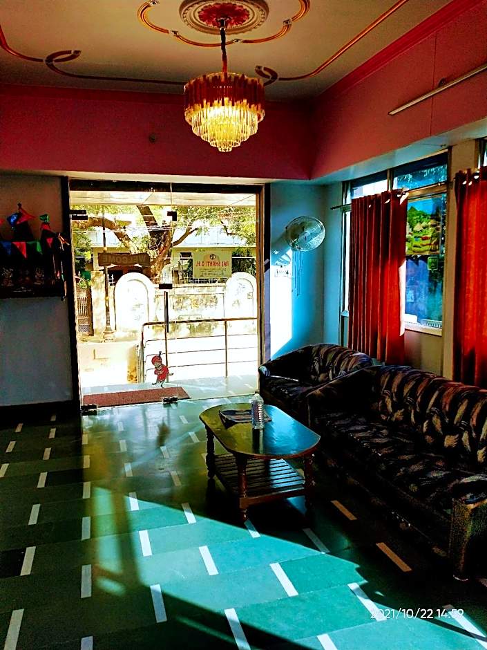 Raj Shanti Guest House Sarnath