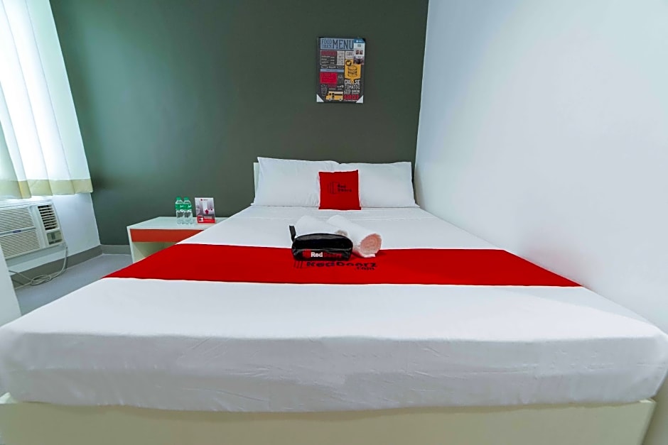 RedDoorz Plus @ Roxas Street Davao