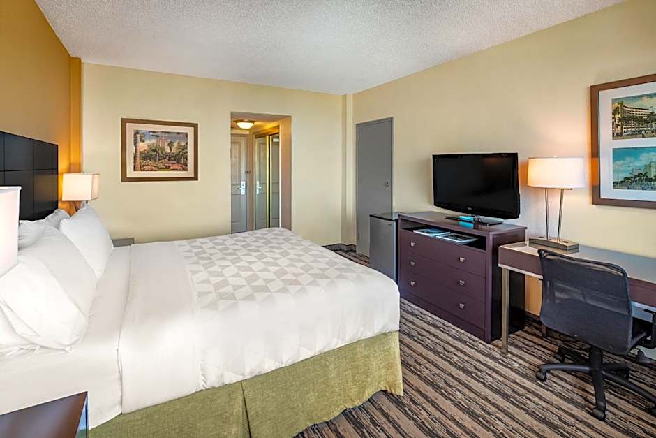 Holiday Inn Port of Miami - Downtown by IHG – Miami, FL