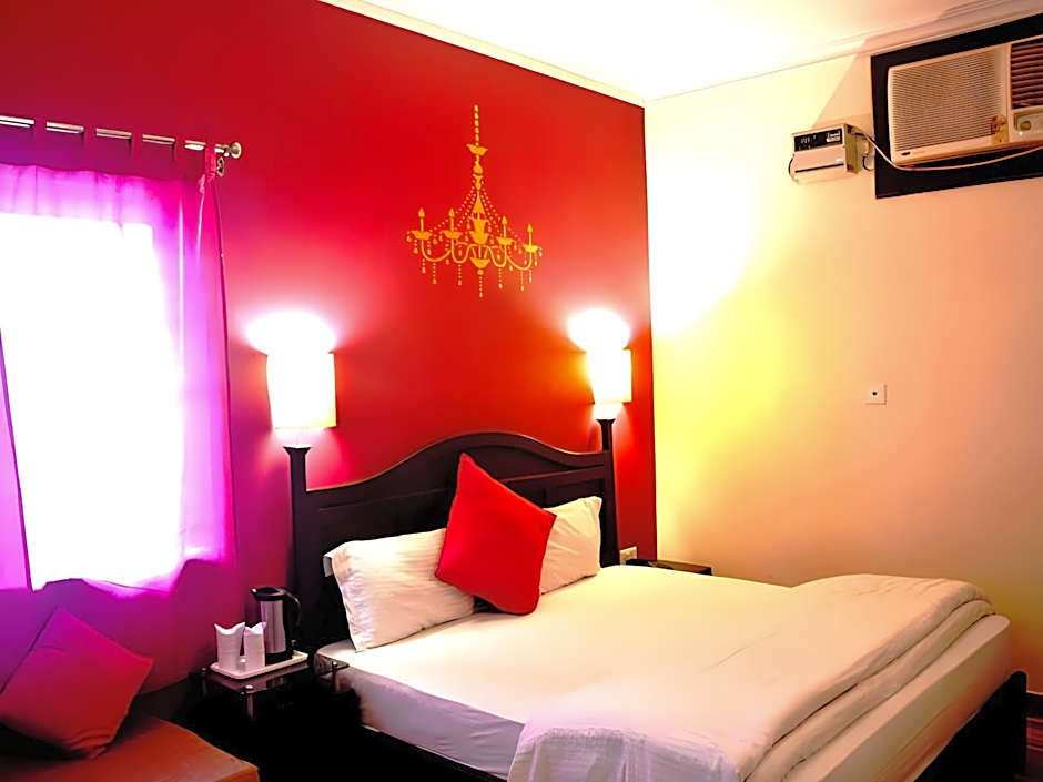 La Casa Hotel