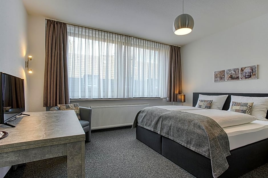 FF&E Hotel Carlton