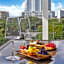 Lux 3BR City-View Retreat in Hollywood, 5th Floor
