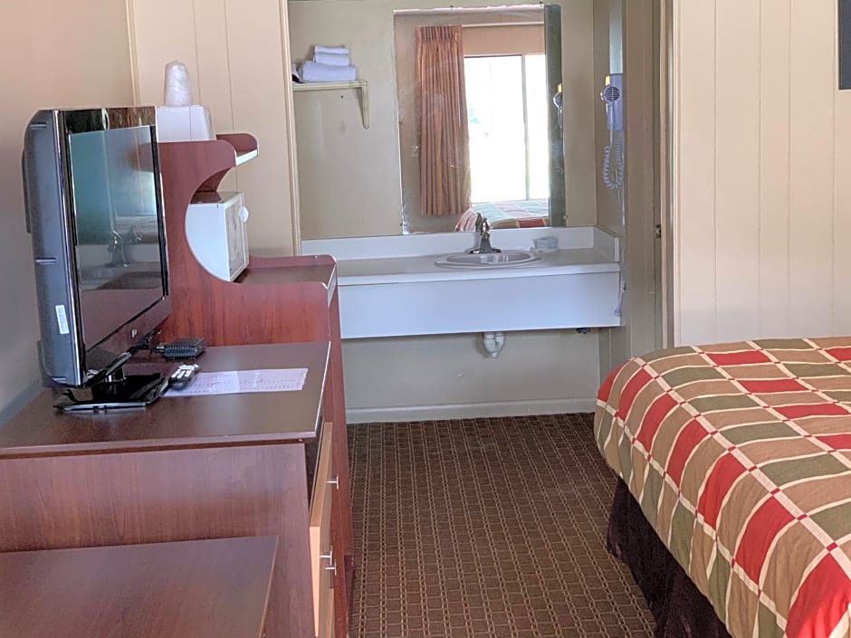 Travelowes Motel - Maggie Valley