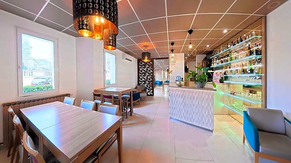 The Originals City, Archotel, Sens