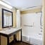 La Quinta Inn & Suites/New River Gorge National Park