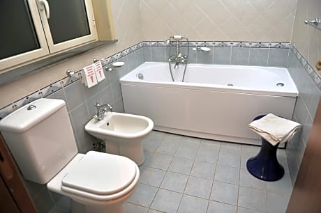 Suite with Jacuzzi
