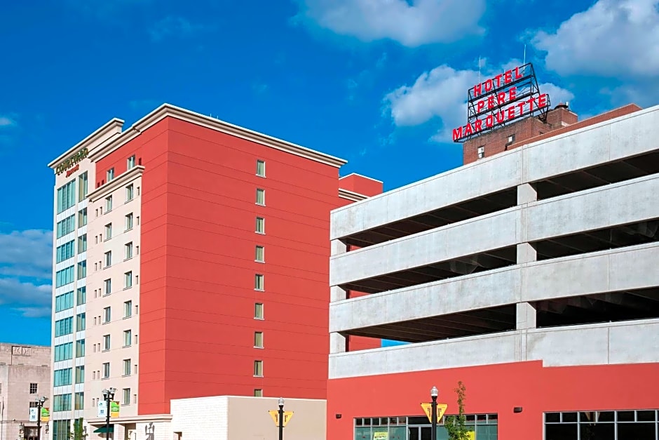 Courtyard by Marriott Peoria Downtown