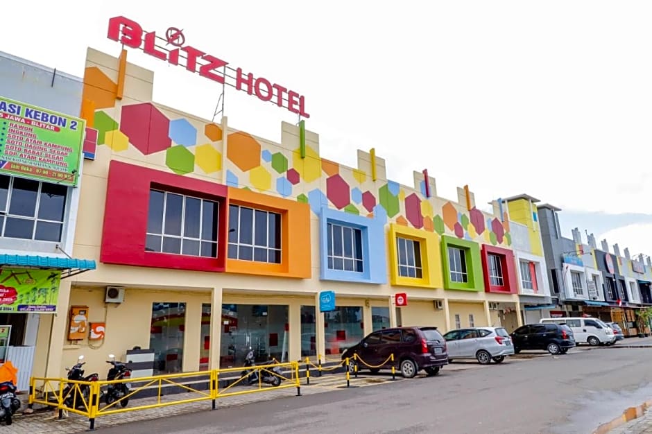 Blitz Hotel Batam Near Sultan Mahmud Ri'ayat Shah