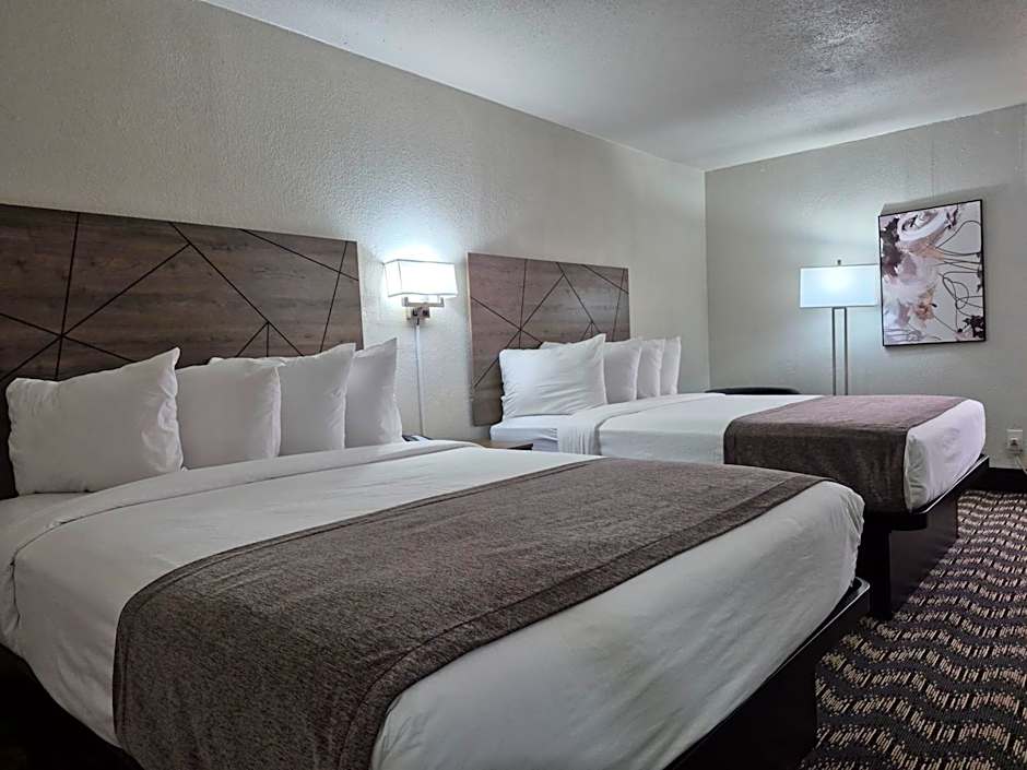 The Inn And Suites At 34 Fifty