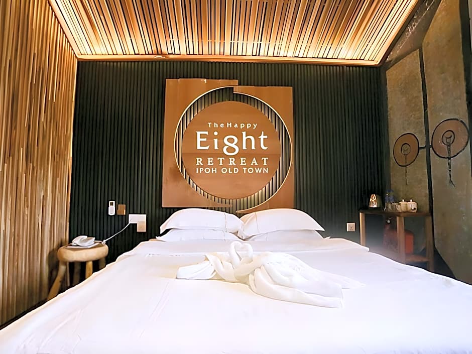 The Happy 8 Retreat @ Old Town