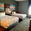 La Quinta Inn & Suites by Wyndham Louisville East