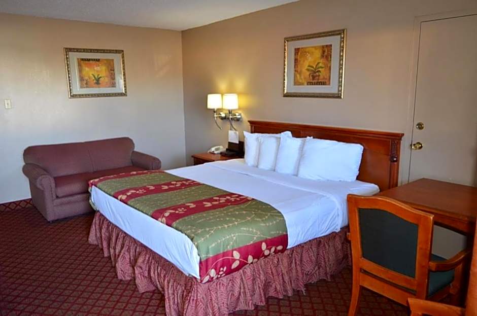Photo 1 of 2 of 1 King Bed, Nonsmoking
