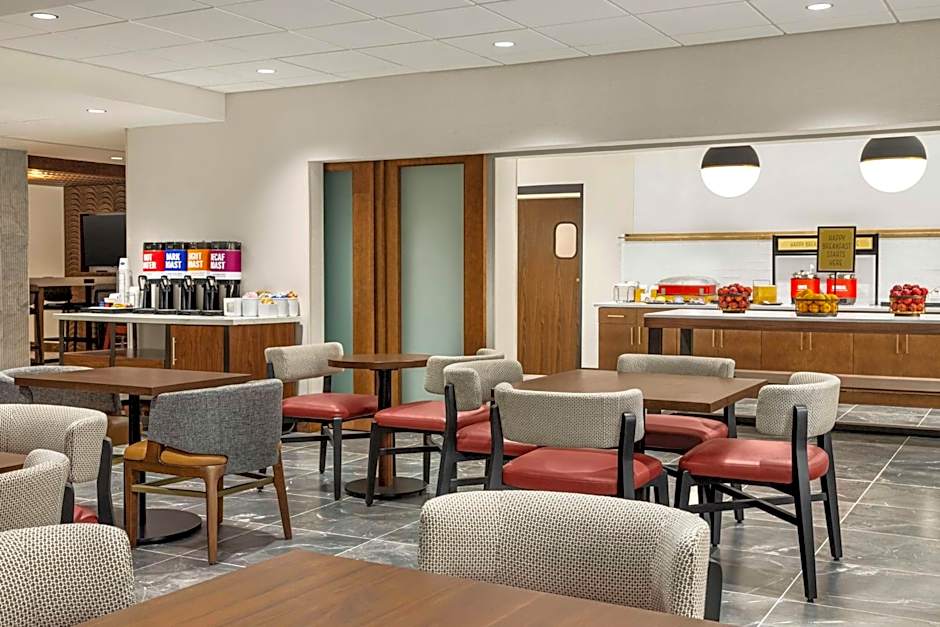 Hampton Inn By Hilton Columbia Downtown Historic District