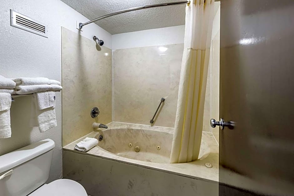 Quality Inn Simpsonville-Greenville