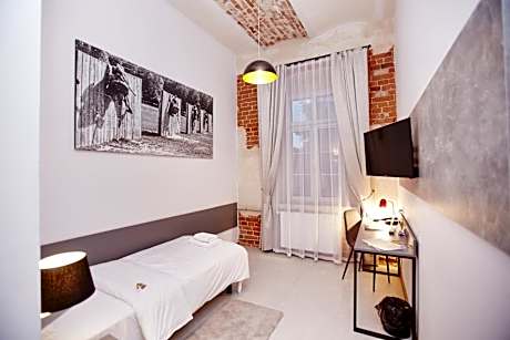 Single Room with Kitchenette