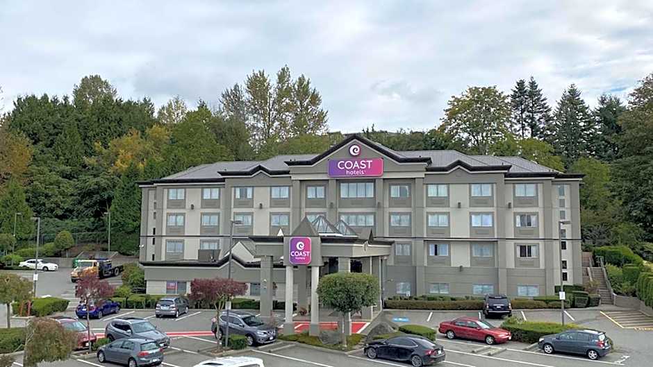 Coast Abbotsford Hotel & Suites