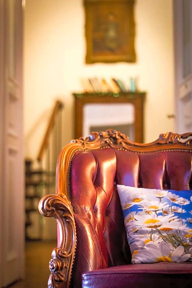 Baroque Hostel & Coworking
