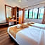 High Level Floor -- The Retreat Mountain & Sunrise view, Hilltop Hotel Apartment in Cameron Highlands