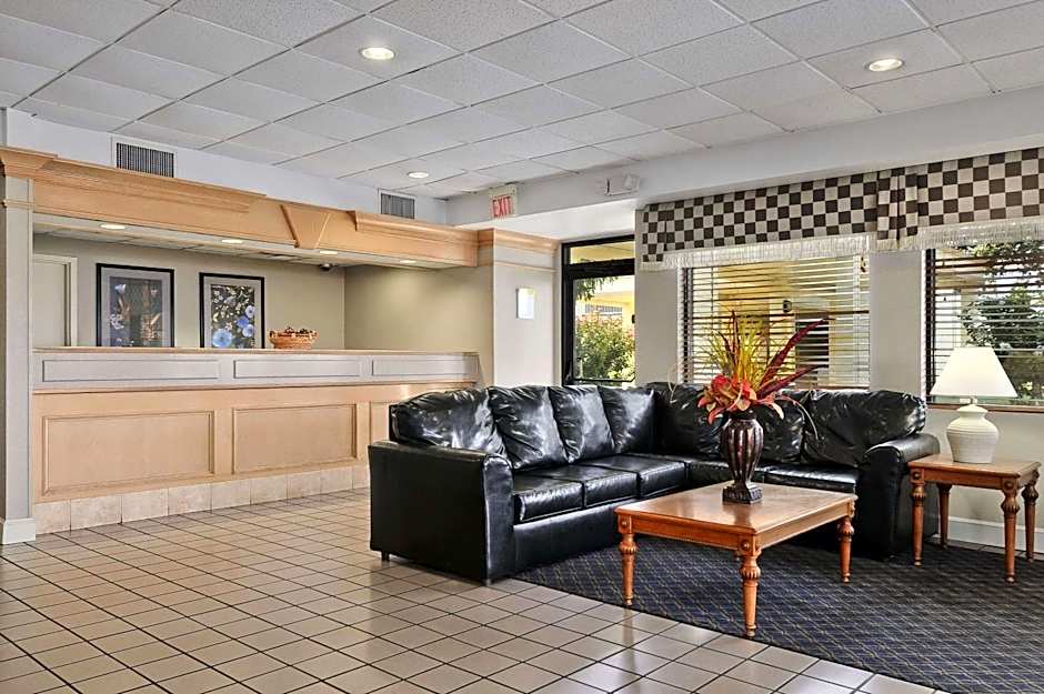 Days Inn by Wyndham Forrest City