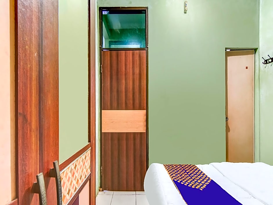 Hotel O Nayla Homestay Syariah Near Koro Koro Panam, Karaoke, Pool, & Cafe