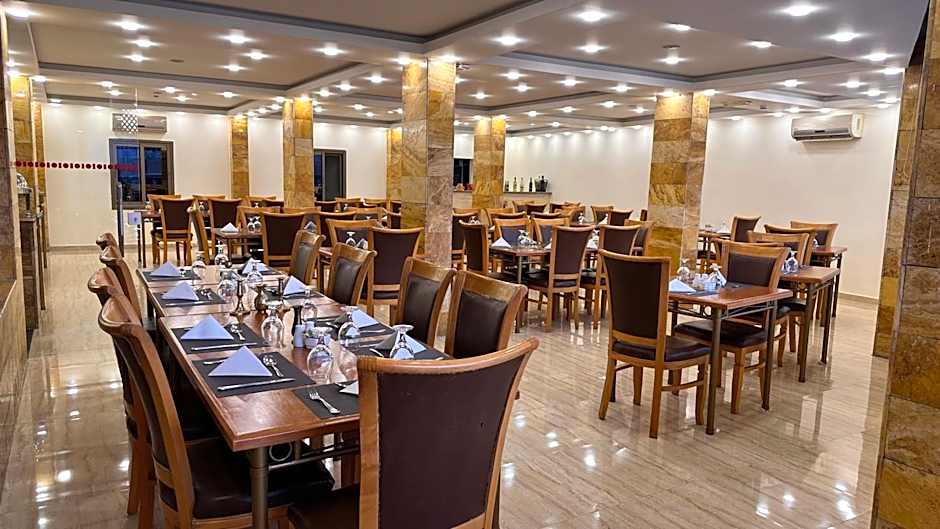 Sharah Mountains Hotel