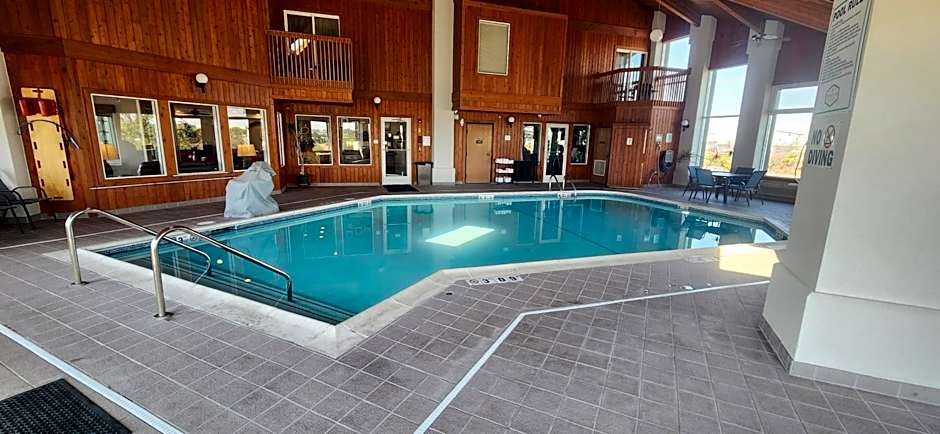 Ten Pin Inn & Suites