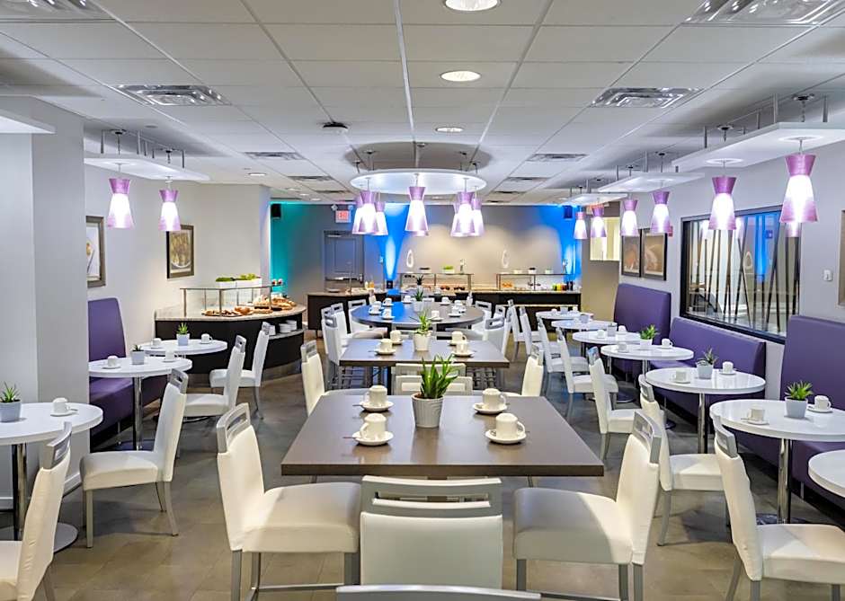 Kellogg Conference Hotel