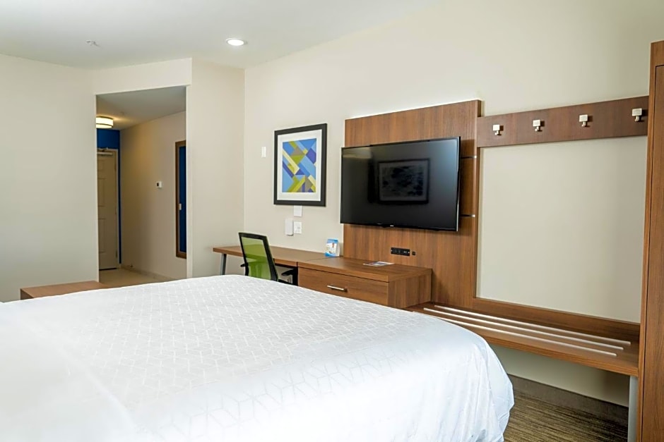 Holiday Inn Express & Suites Lubbock Central - Univ Area