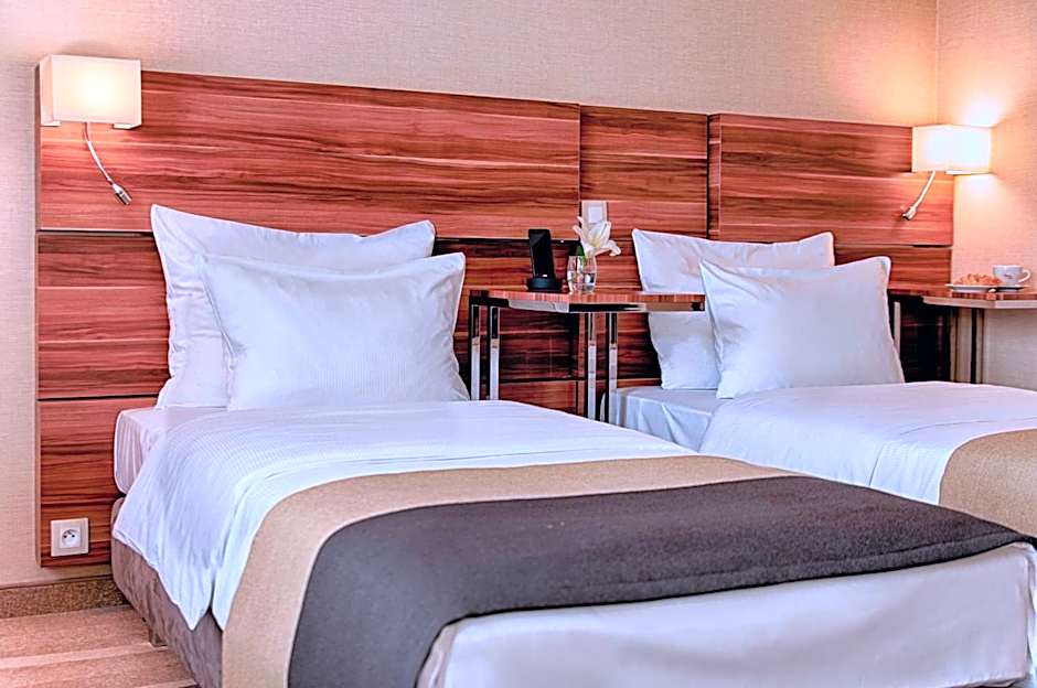 Warsaw Plaza Hotel