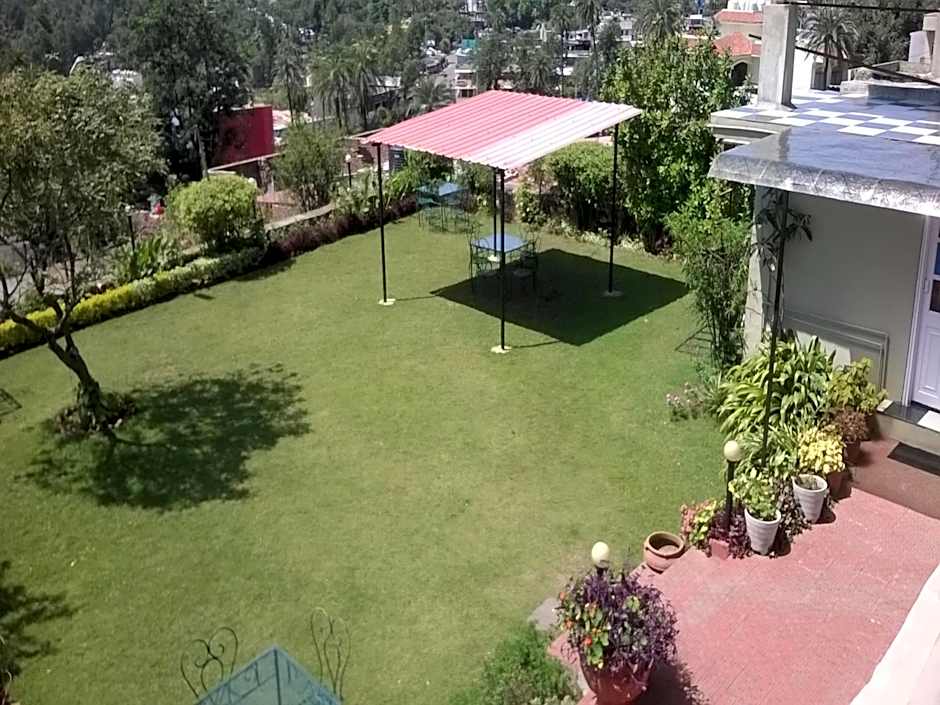 Hotel Udai Garh (A Family Hotel)