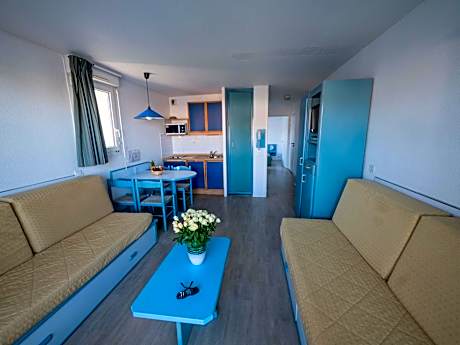 One-Bedroom Apartment (4 Adults)