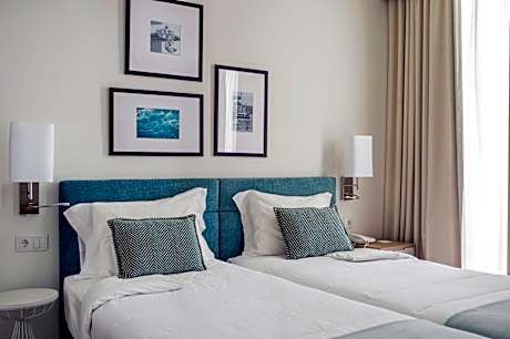 DOUBLE OR TWIN STANDARD