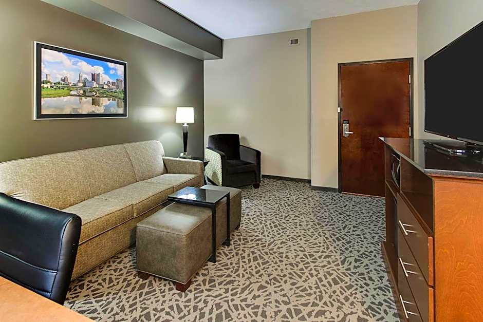 Drury Inn & Suites Columbus Polaris
