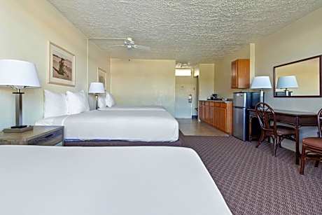 Poolside Three Beds