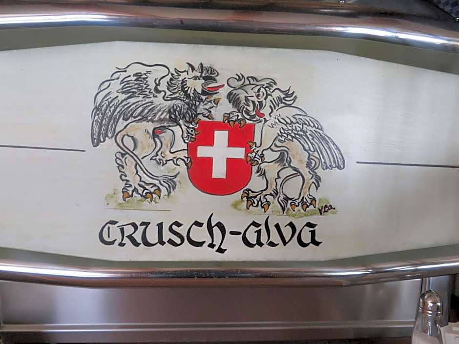 Ustria Crusch Alva