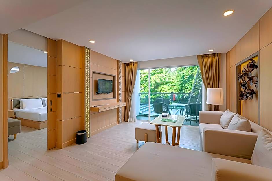 Clarian Hotel Beach Patong