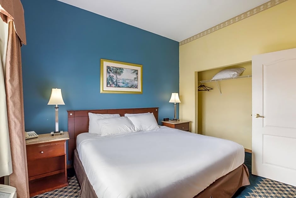 Americas Best Value Inn & Suites Three Rivers