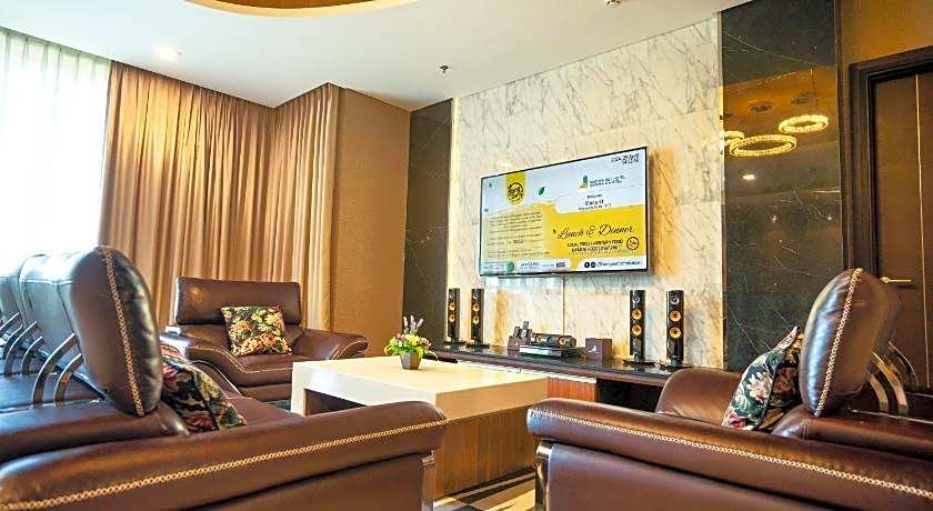 Nagoya Hill Hotel Batam