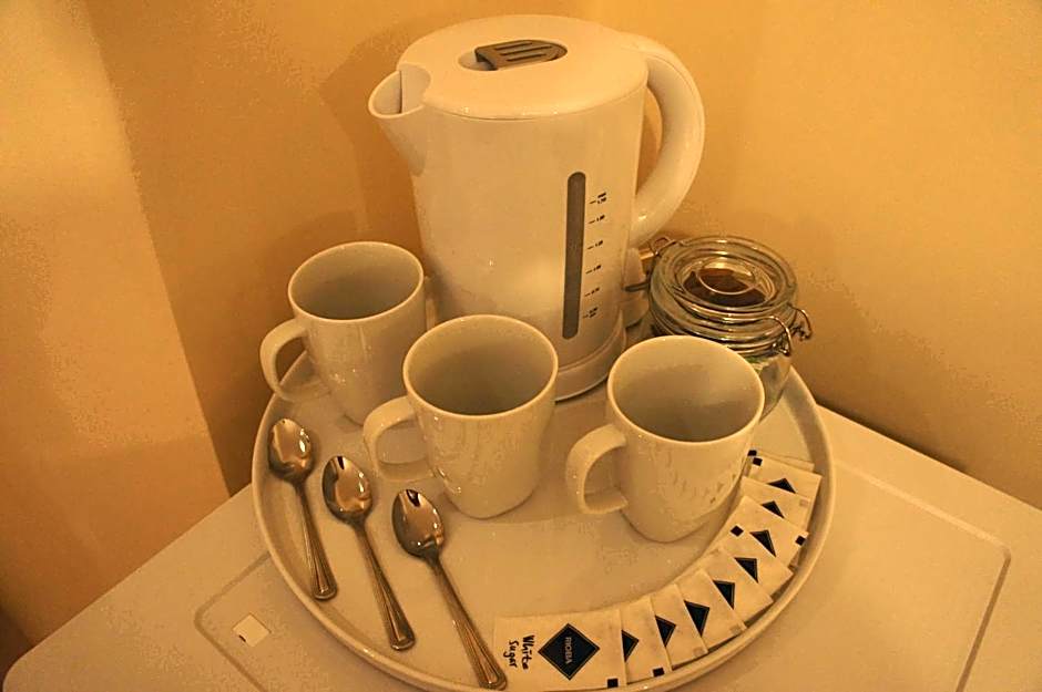 Sapphire Hotel London