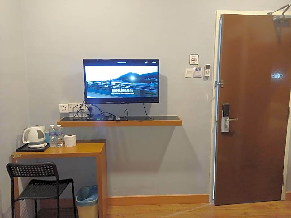 Golden Leaf Boutique Hotel Nusa Idaman Formerly Known as Ariana Hotel