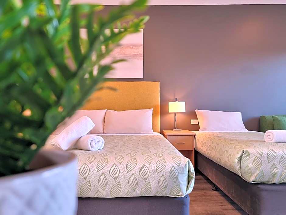 Seaview Motel & Apartments