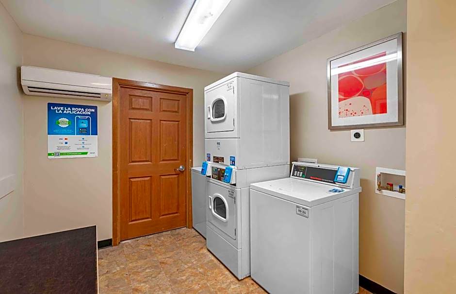 Extended Stay America Suites - Norfolk - Virginia Beach
